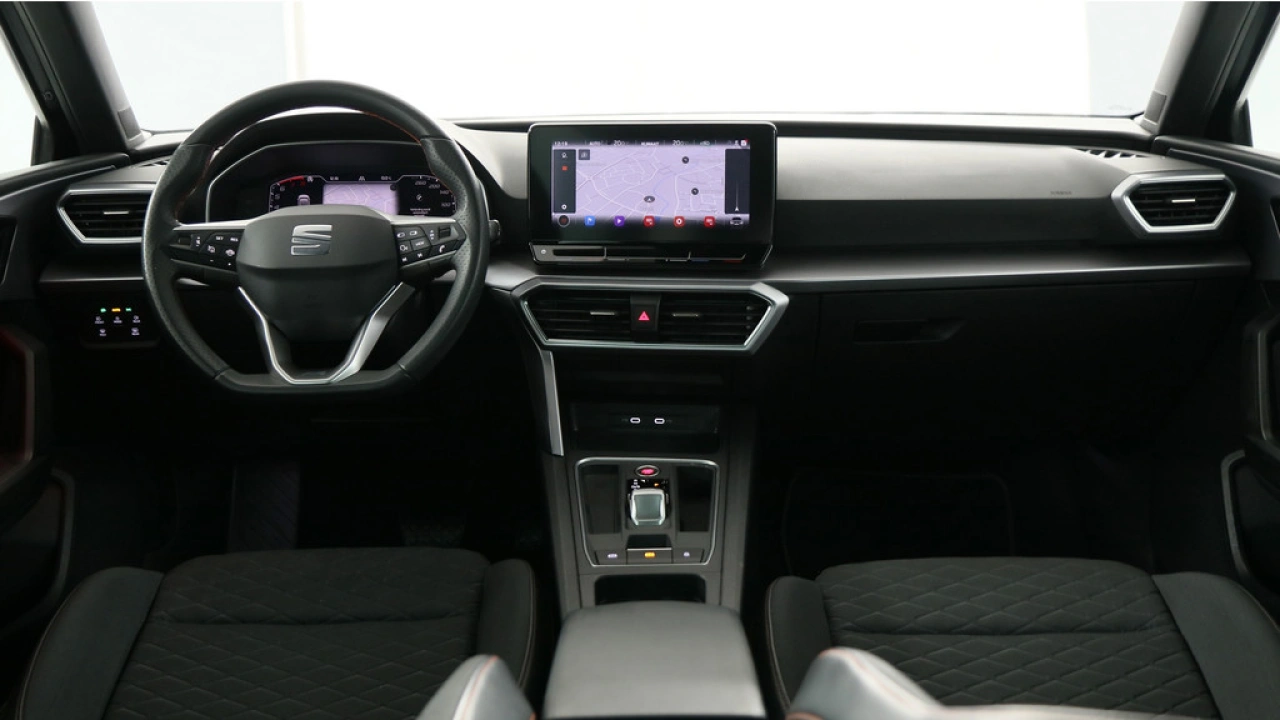 SEAT Leon Sportstourer 1.0 eTSI 110pk FR Business DSG