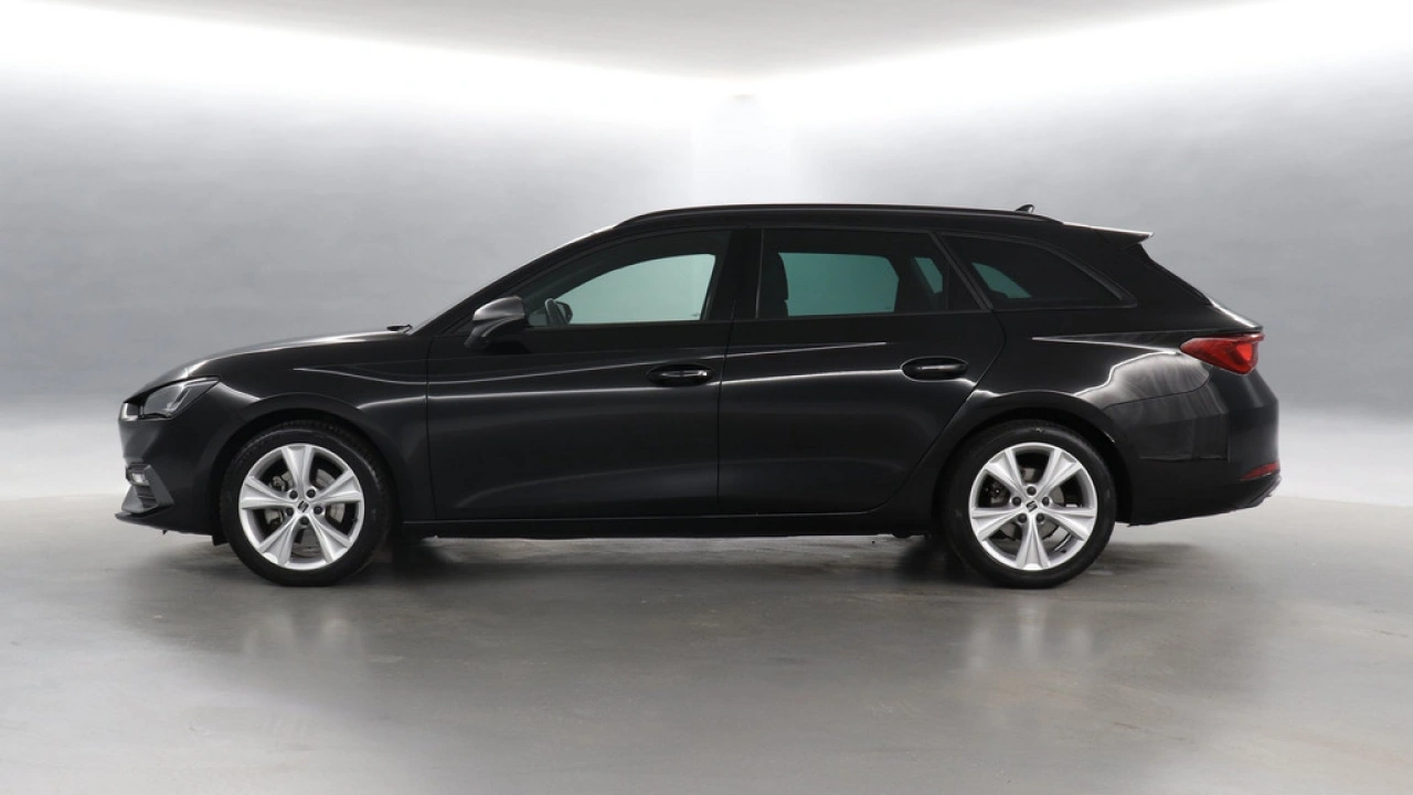 SEAT Leon Sportstourer 1.0 eTSI 110pk FR Business DSG