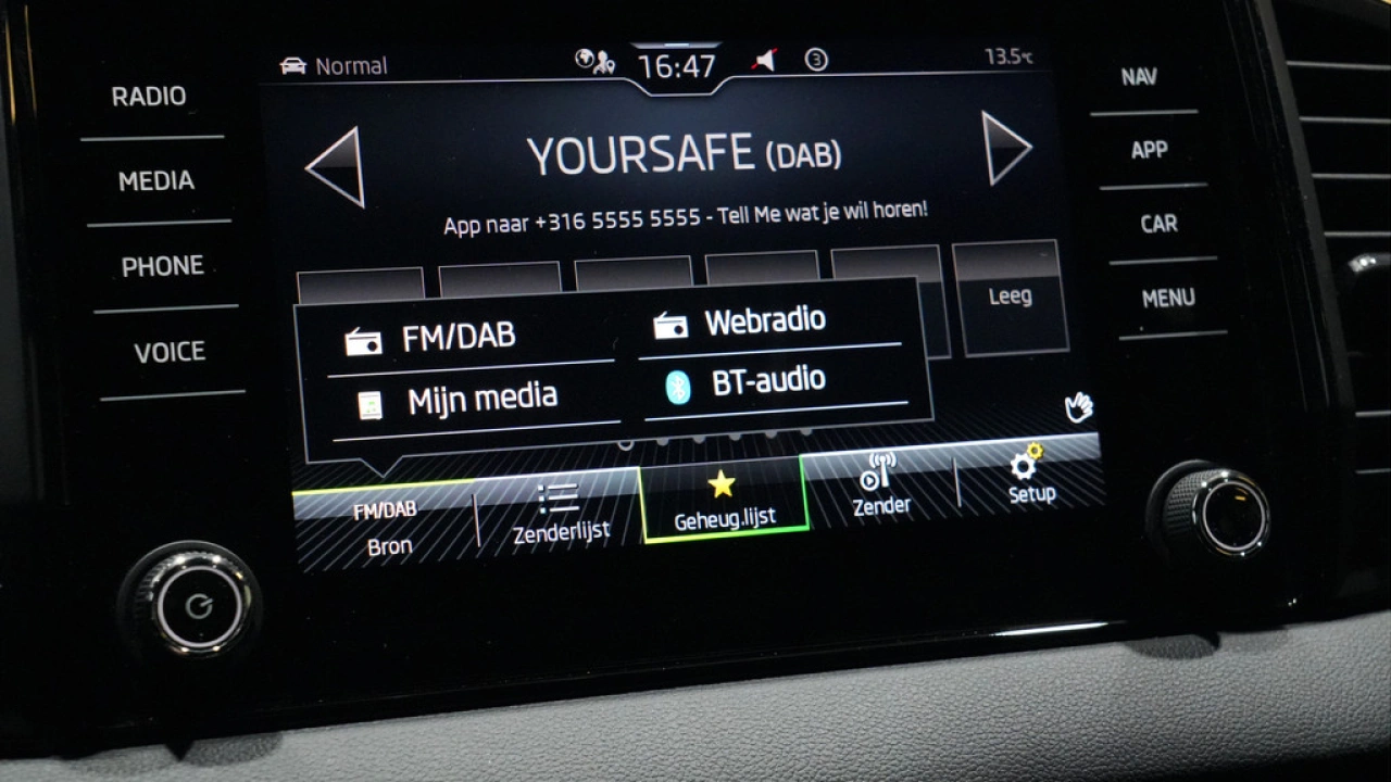 Škoda Karoq 1.5 TSI ACT 150pk DSG Sportline Business