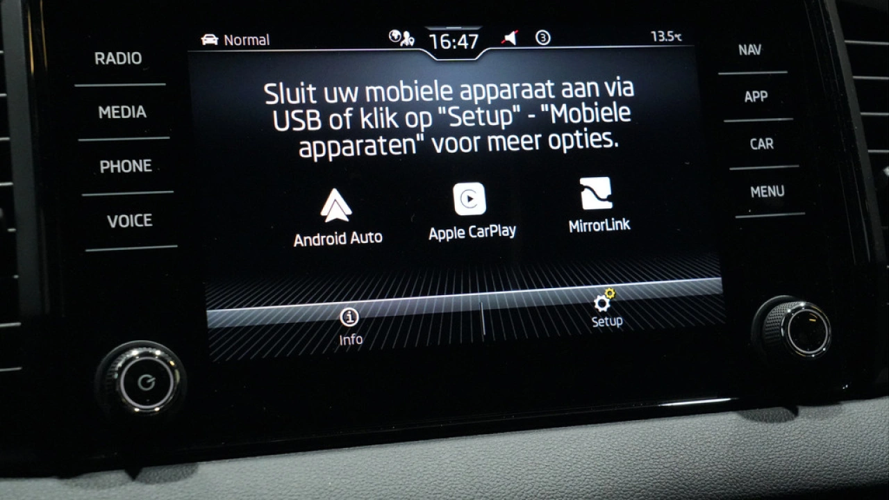 Škoda Karoq 1.5 TSI ACT 150pk DSG Sportline Business