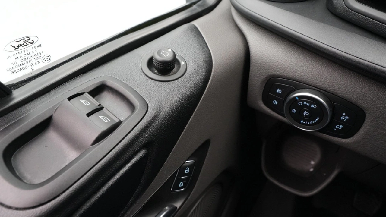 Ford Transit Custom 280 2.0 TDCI L1H1 Trend