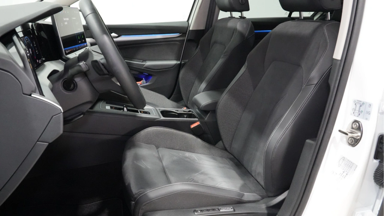 Volkswagen Golf 1.5 eHybrid 2045pk Life Edition