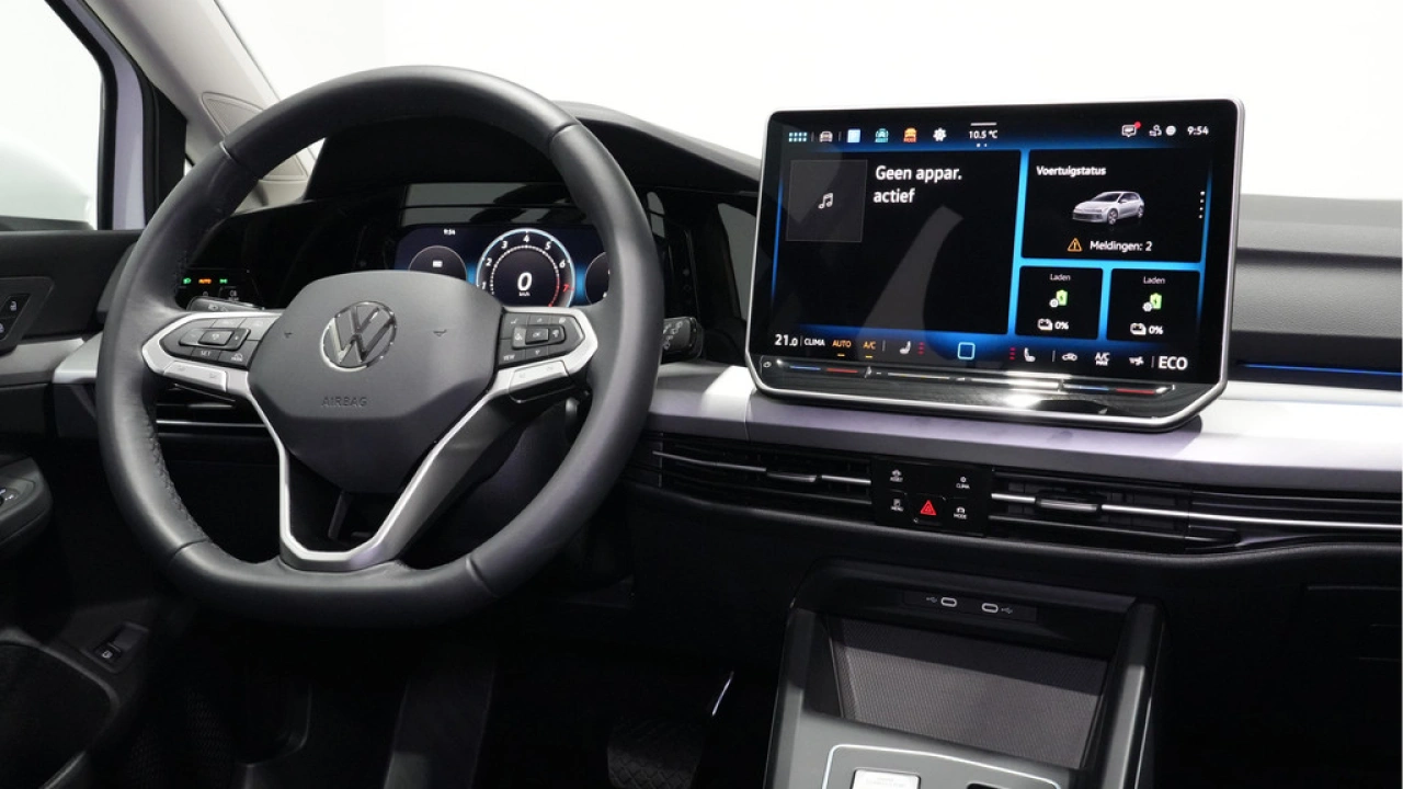 Volkswagen Golf 1.5 eHybrid 2045pk Life Edition