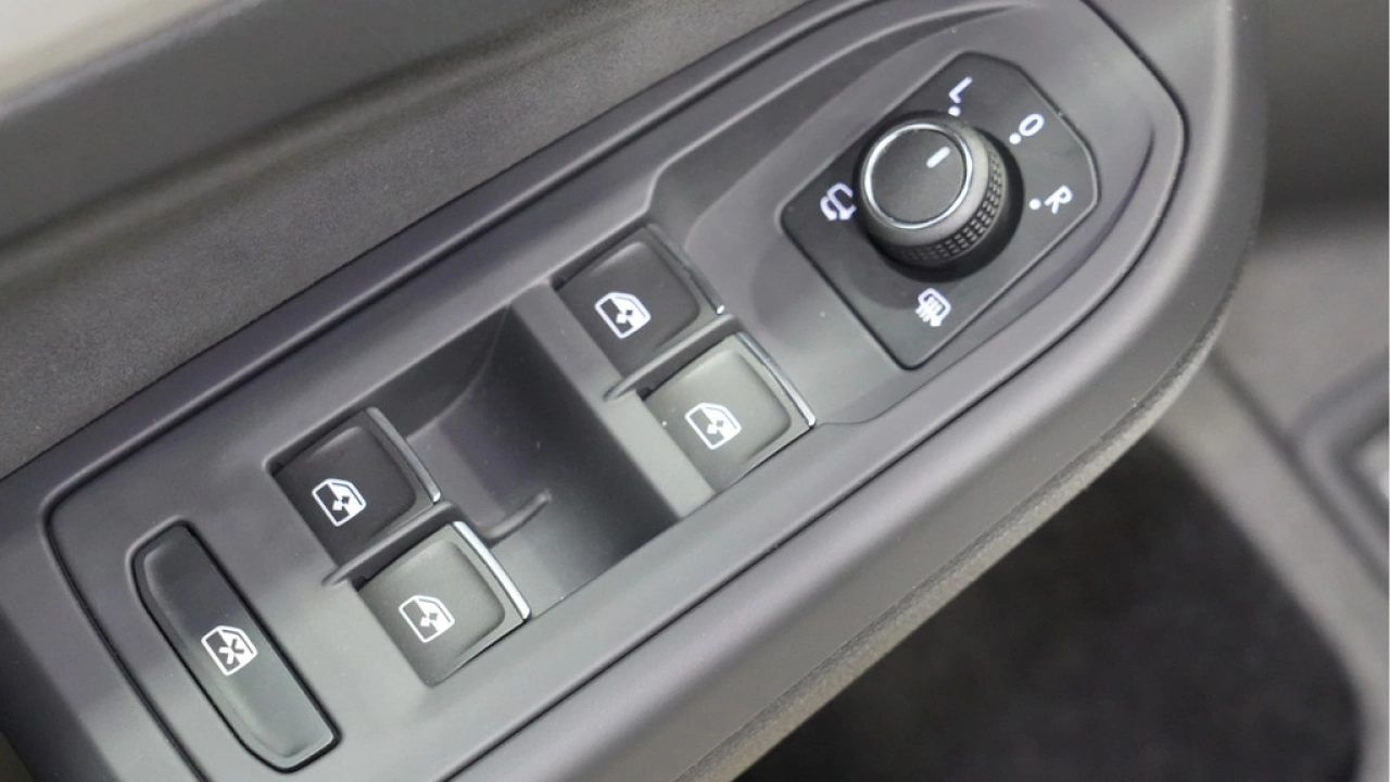 Volkswagen Golf 1.5 eHybrid 2045pk Life Edition