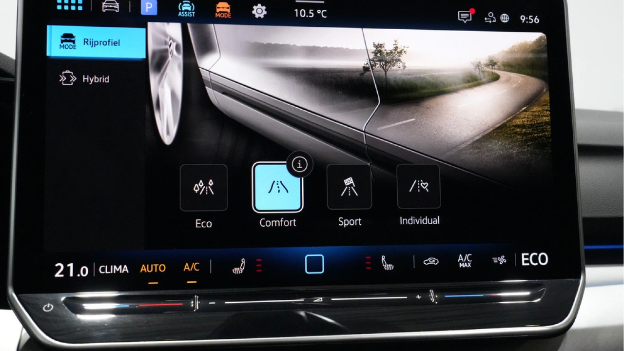 Volkswagen Golf 1.5 eHybrid 2045pk Life Edition