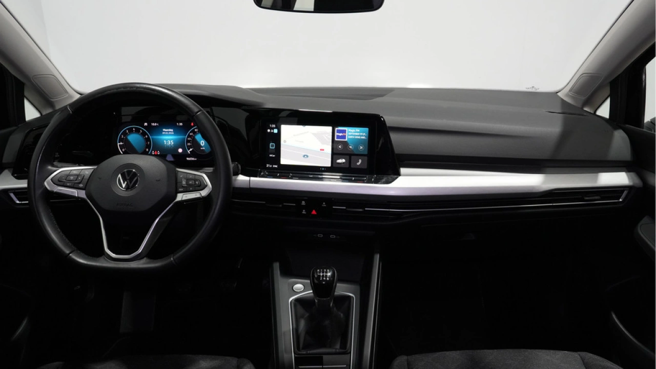 Volkswagen Golf 1.0 TSI 110pk Life Business