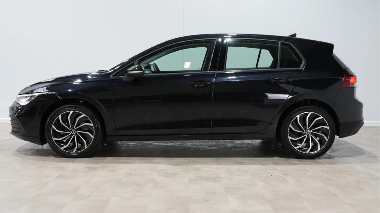 Volkswagen Golf 1.0 TSI 110pk Life Business