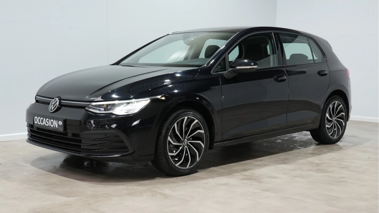 Volkswagen Golf 1.0 TSI 110pk Life Business