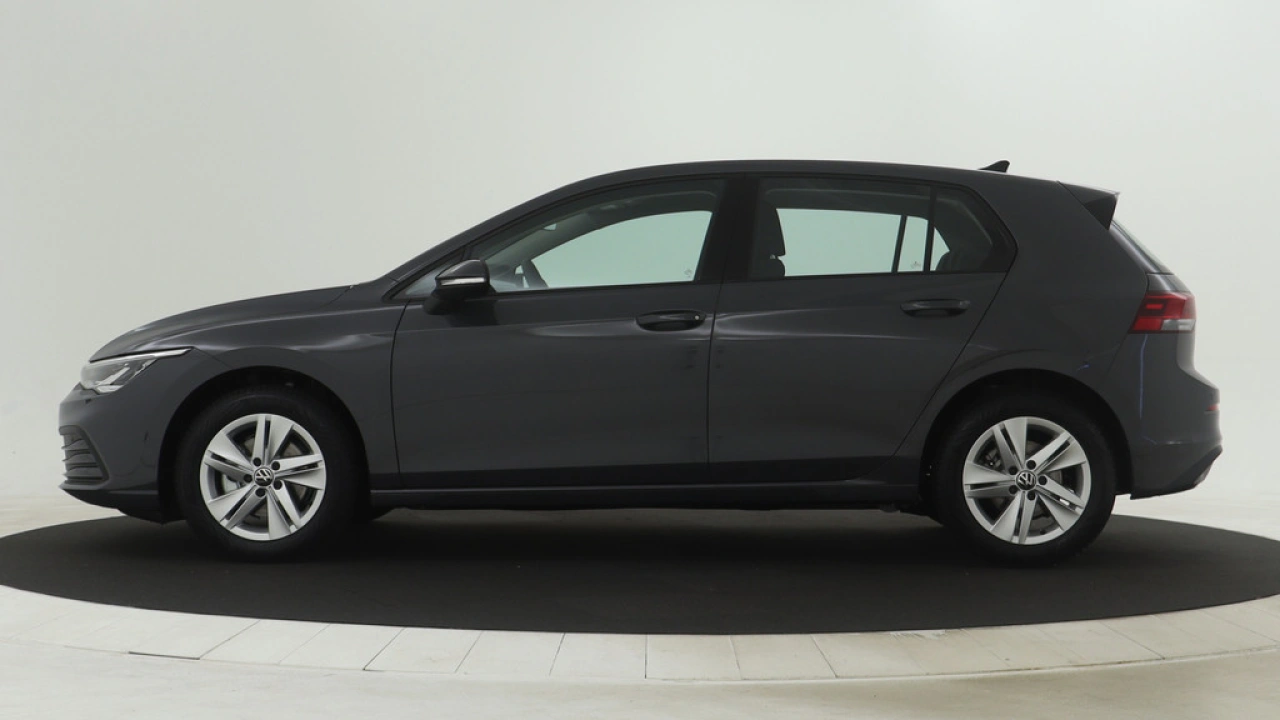 Volkswagen Golf 1.0 eTSI 110pk DSG Life Business