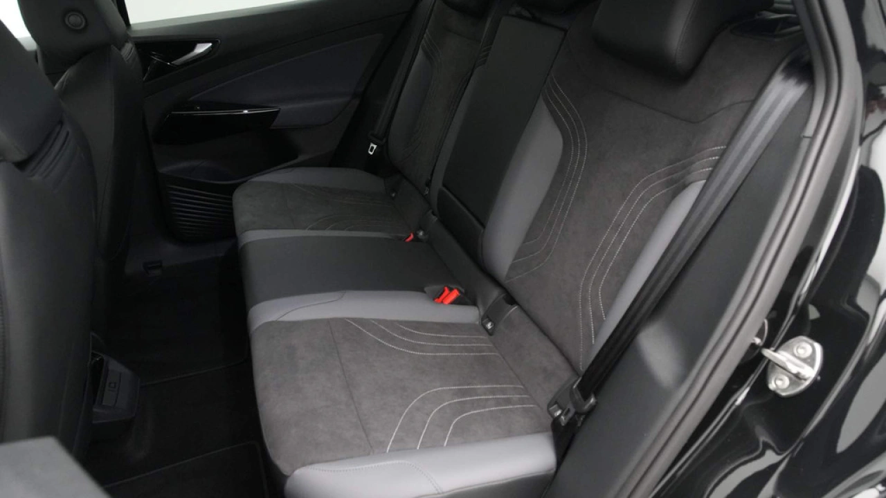 Volkswagen ID.5 286pk Pro Oranje Edition 77 kWh