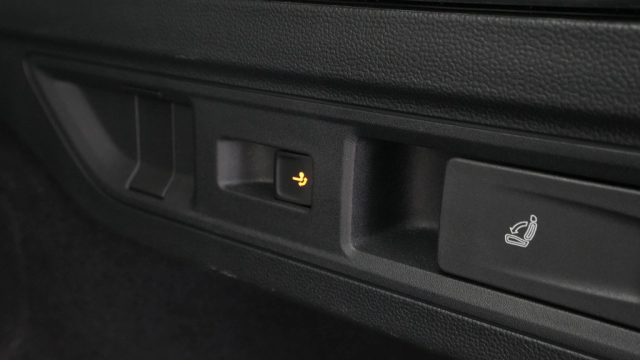 Volkswagen Passat Variant 1.5 eTSI 150pk DSG Business