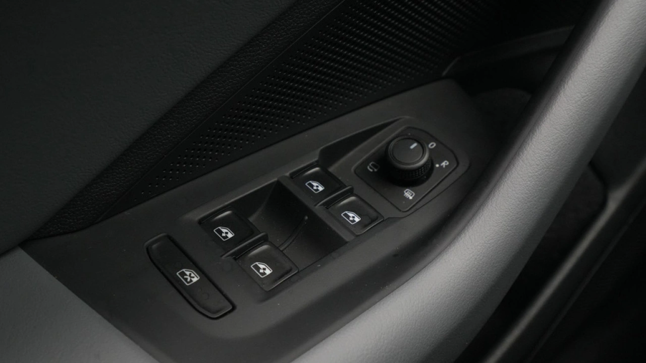 Volkswagen Passat Variant 1.5 eTSI 150pk DSG Business