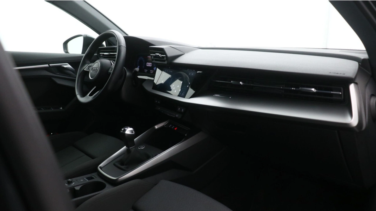 Audi A3 Sportback 30 TFSI Advanced edition | Climate control | Camera | Carplay |