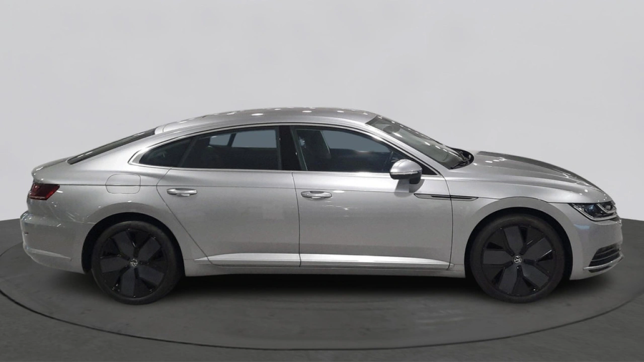 Volkswagen Arteon 1.5 TSI 150 pk TSI DSG Automaat Executive