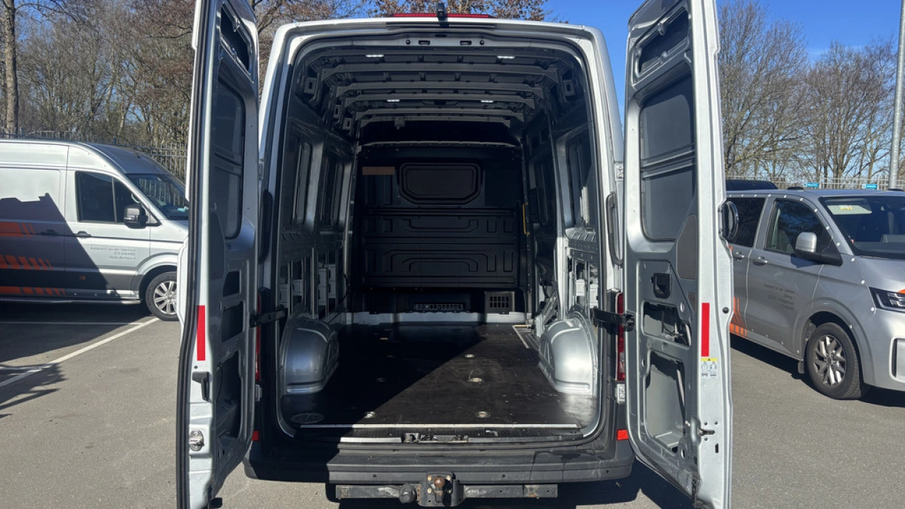 VW Bedrijfswagens Crafter L3H3 2.0 TDI 177pk 3.5T Automaat Hihgline