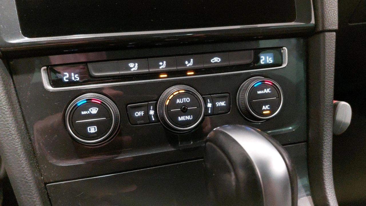 Volkswagen e-Golf E-DITION | Camera | Navigatie | Adapt Cruise control |