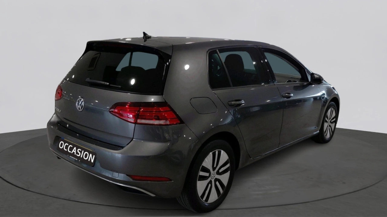 Volkswagen e-Golf E-DITION | Camera | Navigatie | Adapt Cruise control |