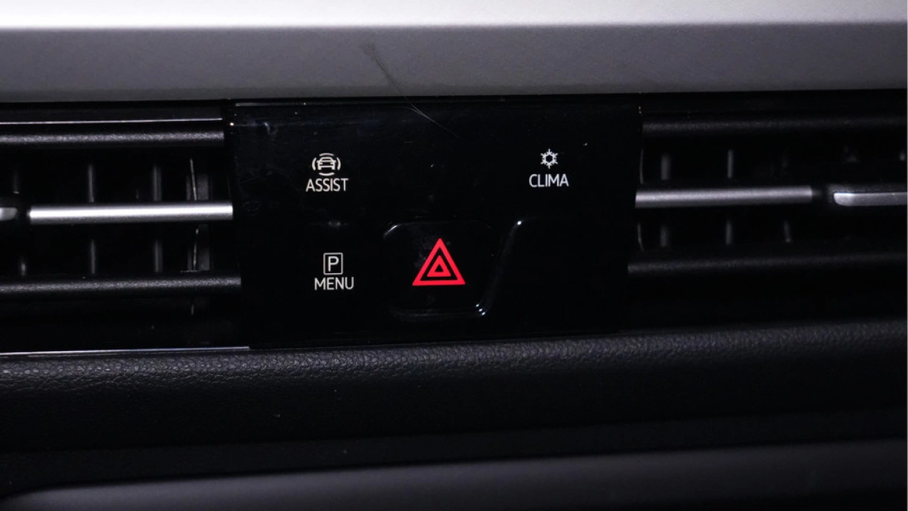 Volkswagen Golf 1.0 eTSI 110pk DSG Life Business