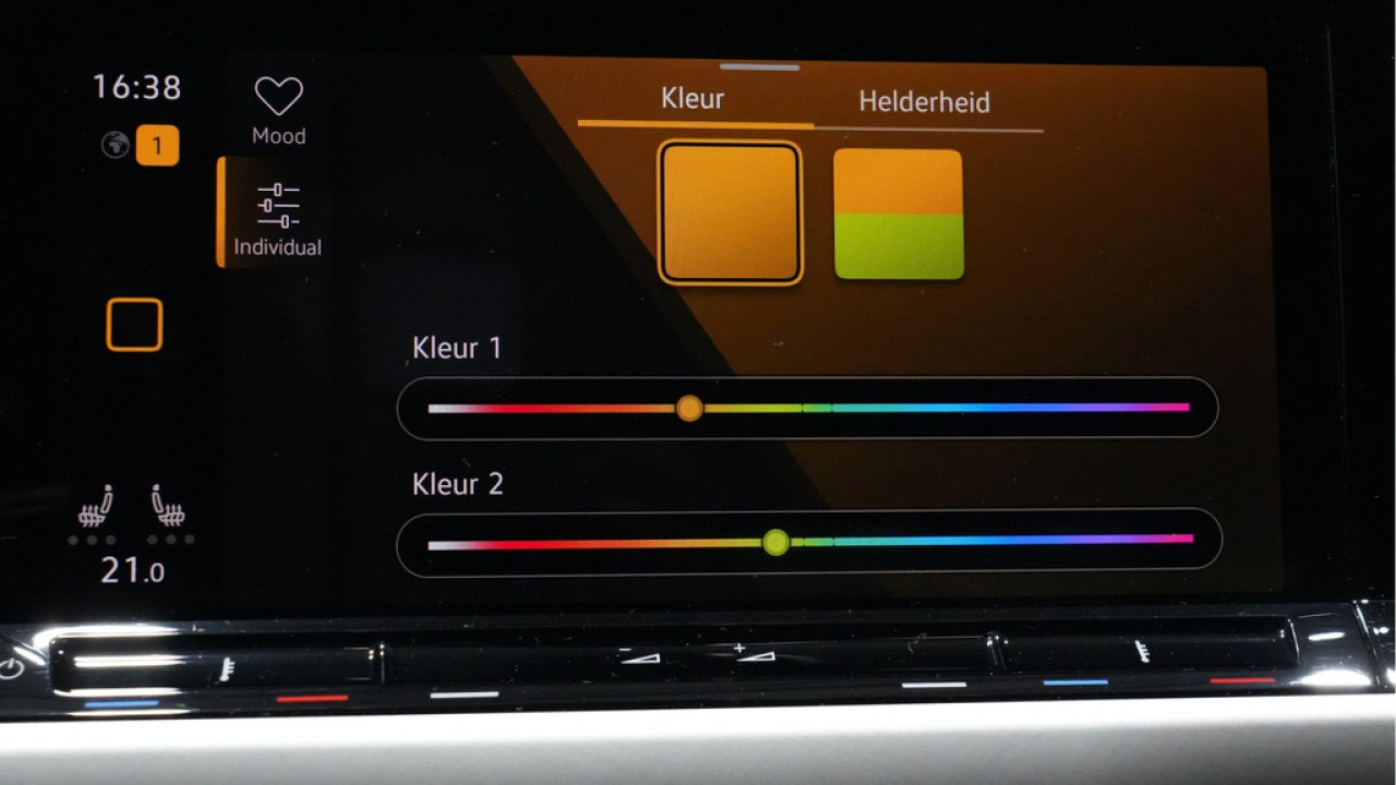 Volkswagen Golf 1.0 eTSI 110pk DSG Life Business