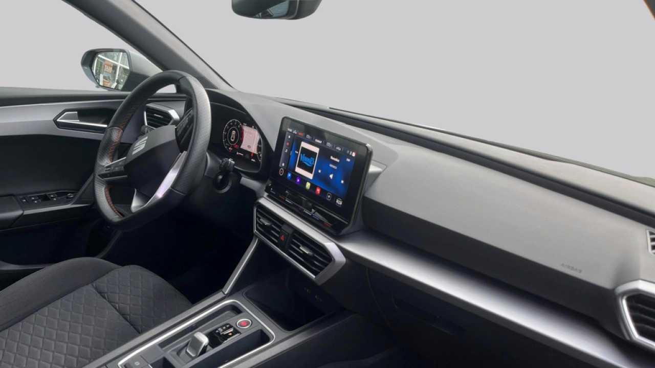 SEAT Leon Sportstourer 1.5 eTSI FR Business Intense