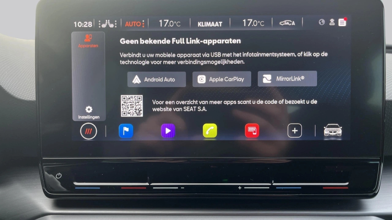 SEAT Leon Sportstourer 1.5 eTSI FR Business Intense