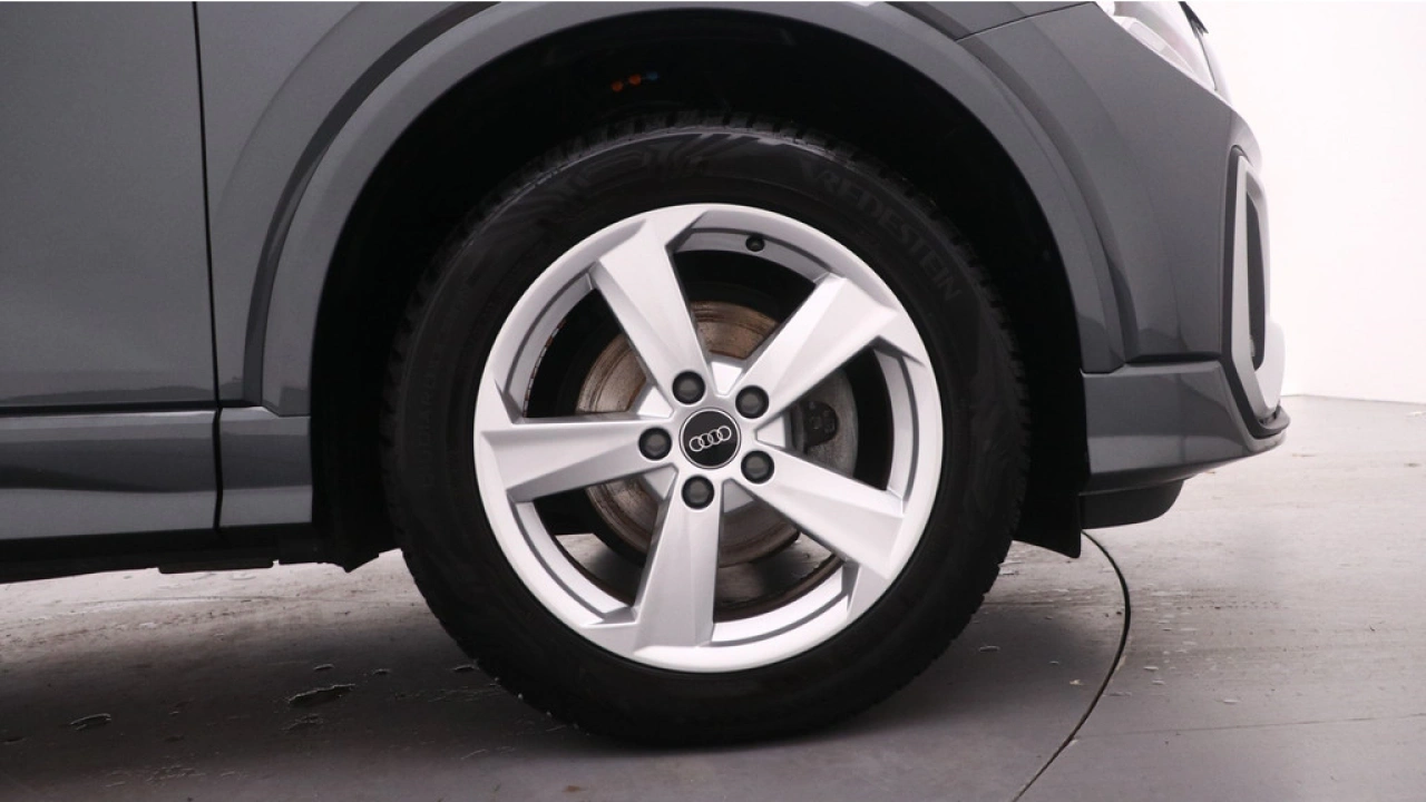 Audi Q2 35 TFSI S Edition | Panoramadak | Stoelverwarming | Carplay |