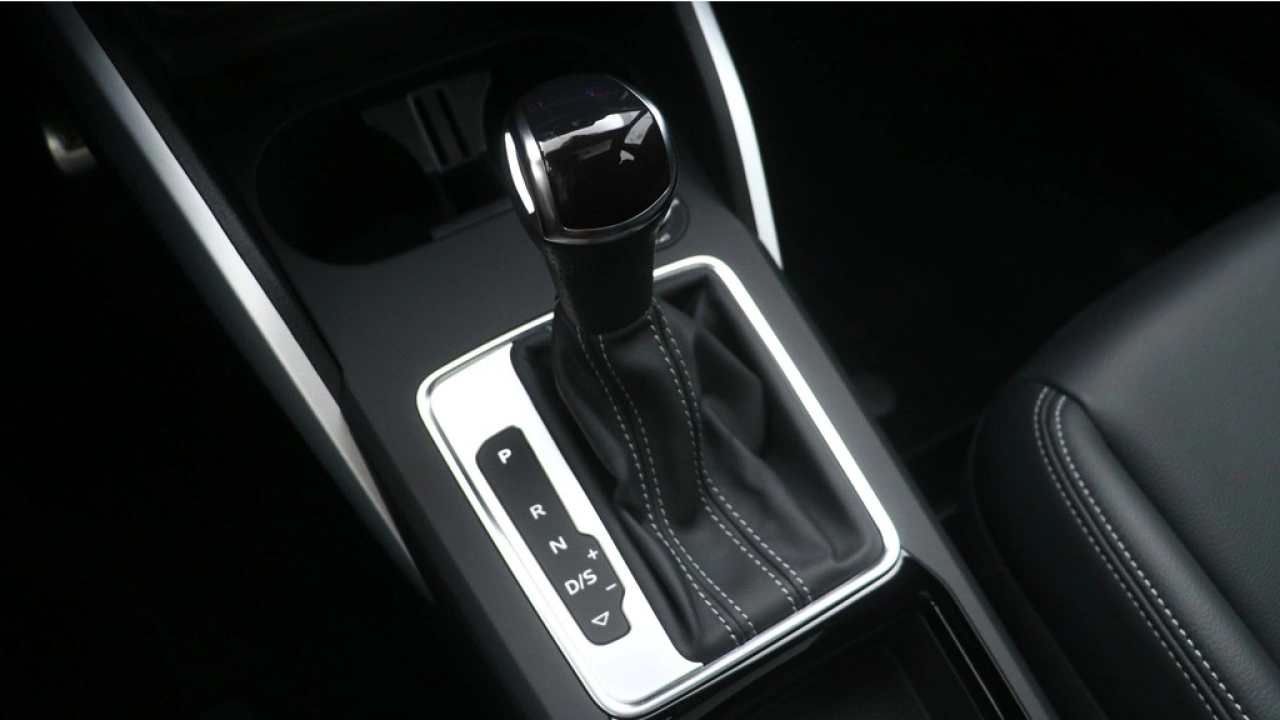 Audi Q2 35 TFSI S Edition | Panoramadak | Stoelverwarming | Carplay |