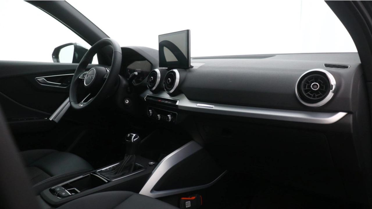 Audi Q2 35 TFSI S Edition | Panoramadak | Stoelverwarming | Carplay |