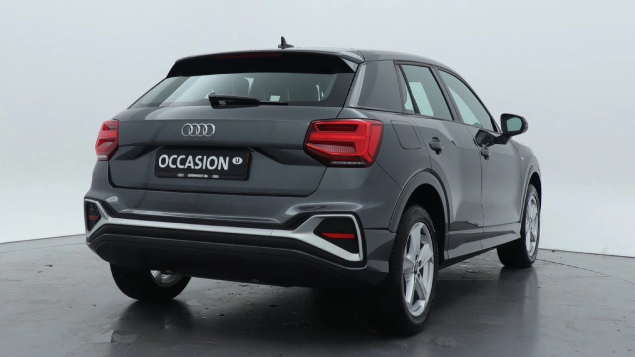 Audi Q2 35 TFSI S Edition | Panoramadak | Stoelverwarming | Carplay |