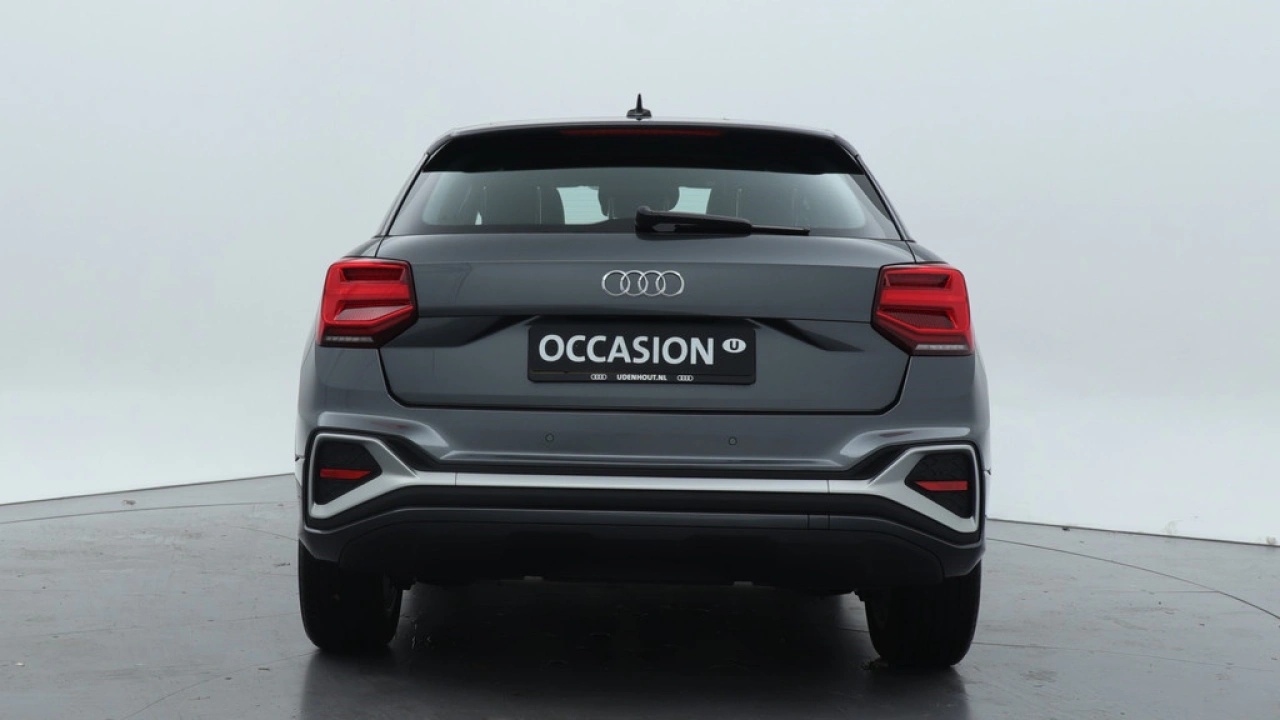 Audi Q2 35 TFSI S Edition | Panoramadak | Stoelverwarming | Carplay |