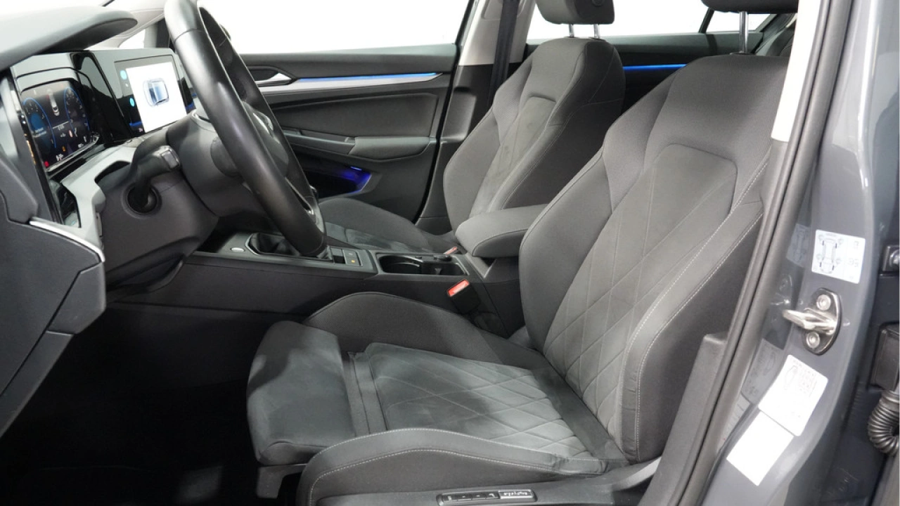 Volkswagen Golf 1.5 TSI 130pk Life Business