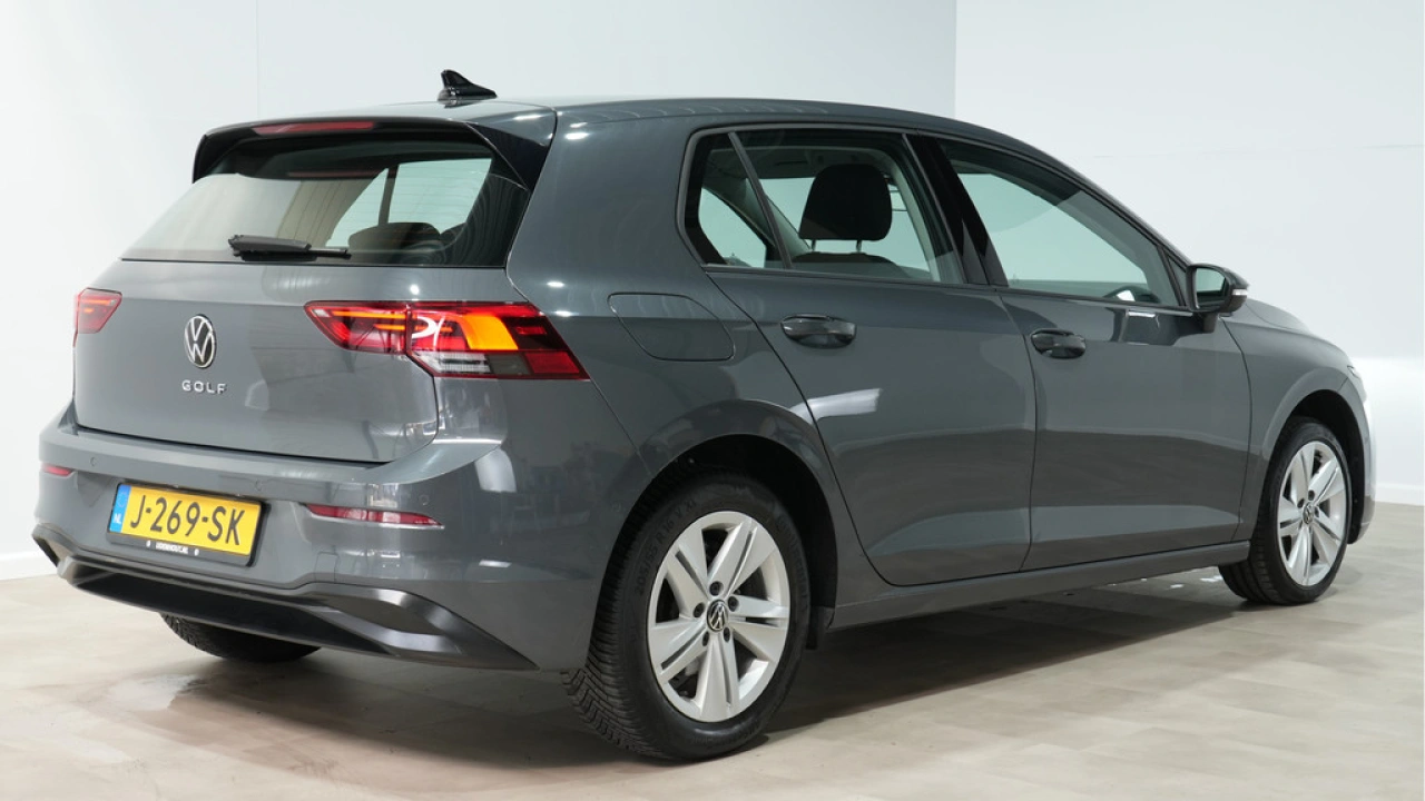Volkswagen Golf 1.5 TSI 130pk Life Business