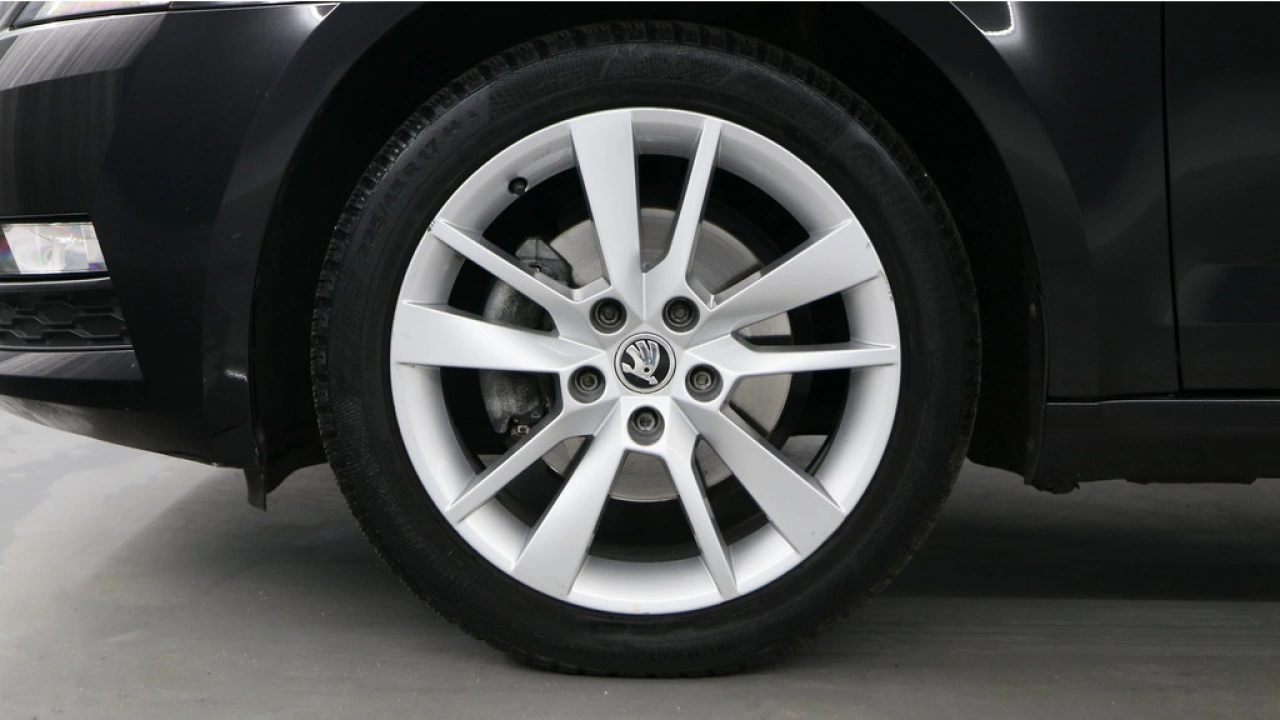 Škoda Octavia Combi 1.5 TSI 150pk Greentech Sport Business DSG