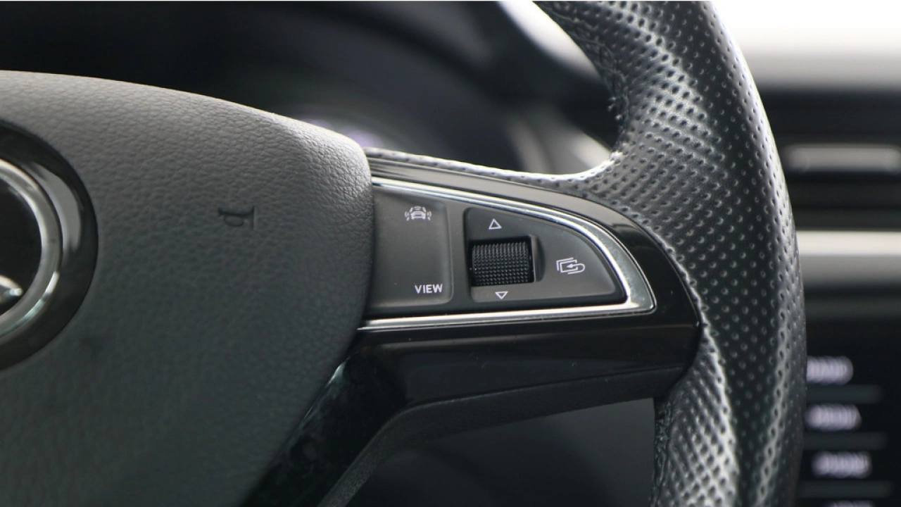 Škoda Octavia Combi 1.5 TSI 150pk Greentech Sport Business DSG