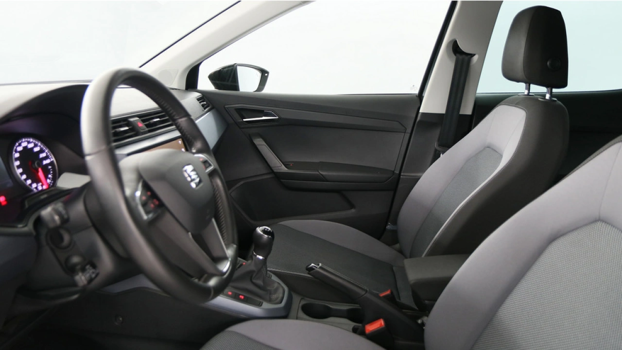 SEAT Arona 1.0 TSI 95pk Style Business Intense