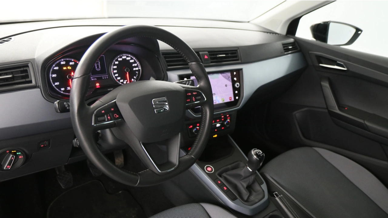 SEAT Arona 1.0 TSI 95pk Style Business Intense