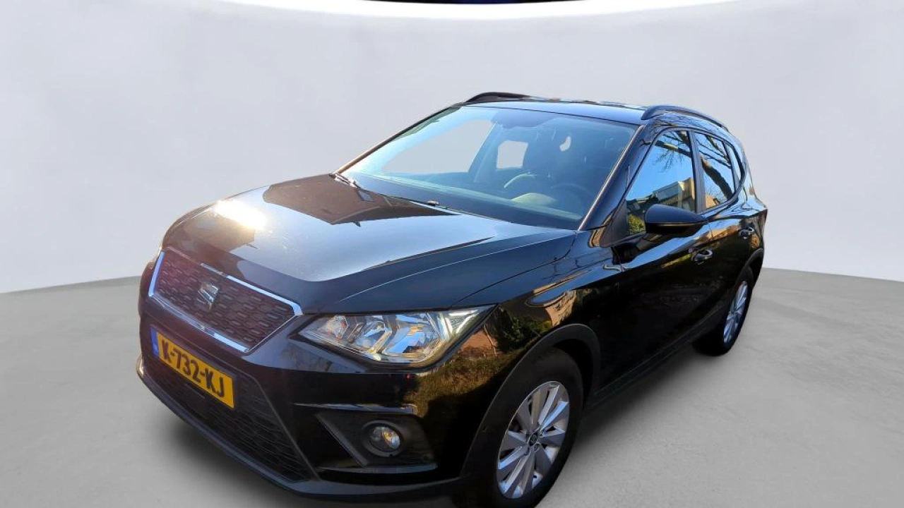 SEAT Arona 1.0 TSI 95pk Style Business Intense