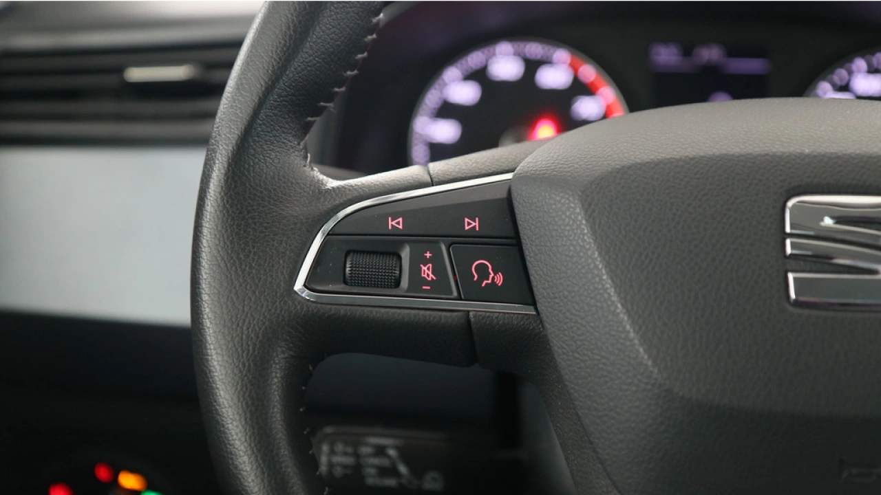 SEAT Arona 1.0 TSI 95pk Style Business Intense