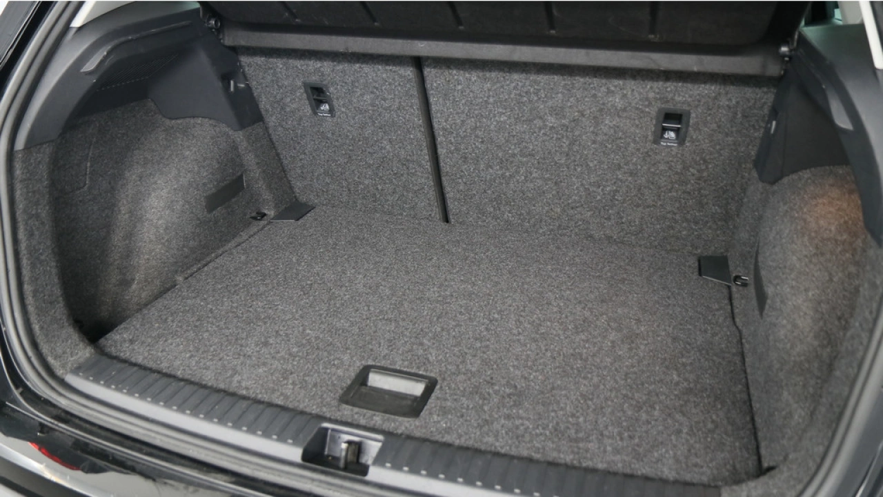 SEAT Arona 1.0 TSI 95pk Style Business Intense