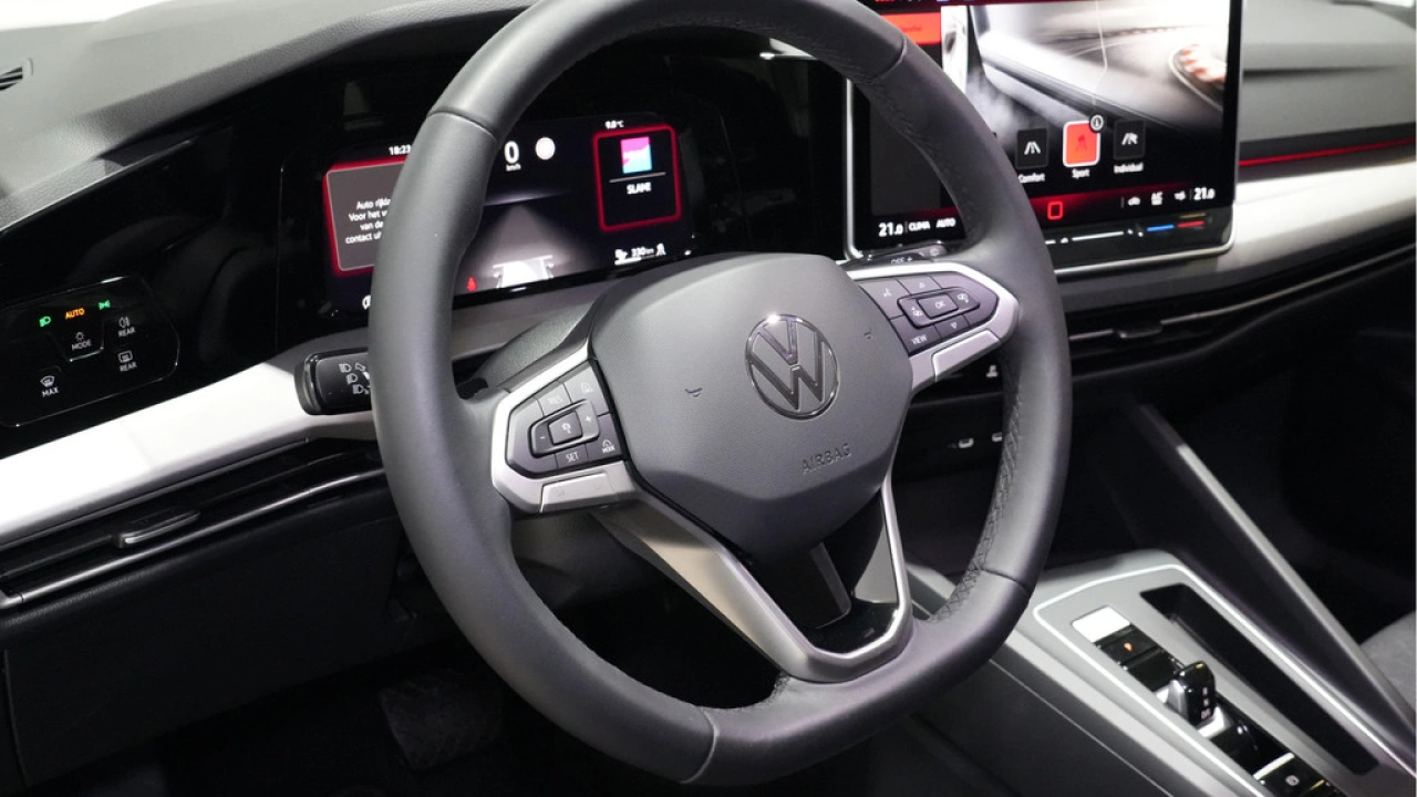 Volkswagen Golf 1.5 eHybrid 204pk Life Edition