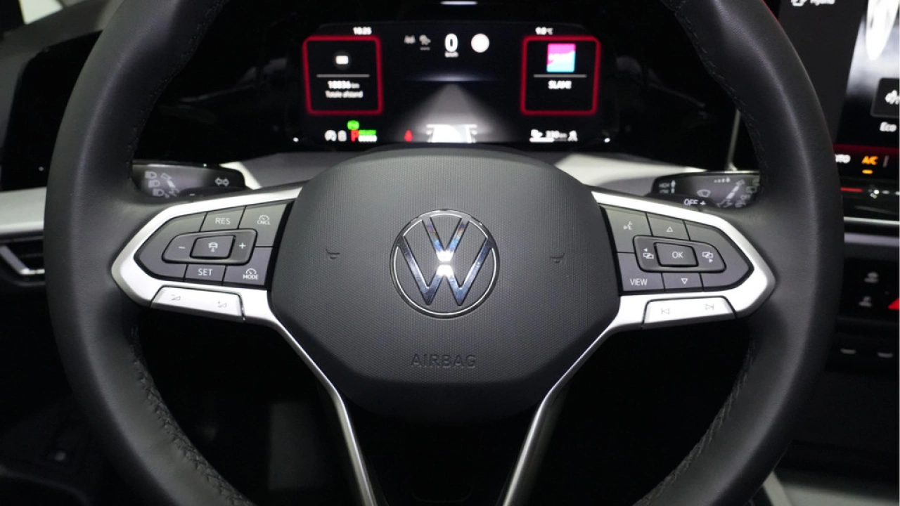 Volkswagen Golf 1.5 eHybrid 204pk Life Edition