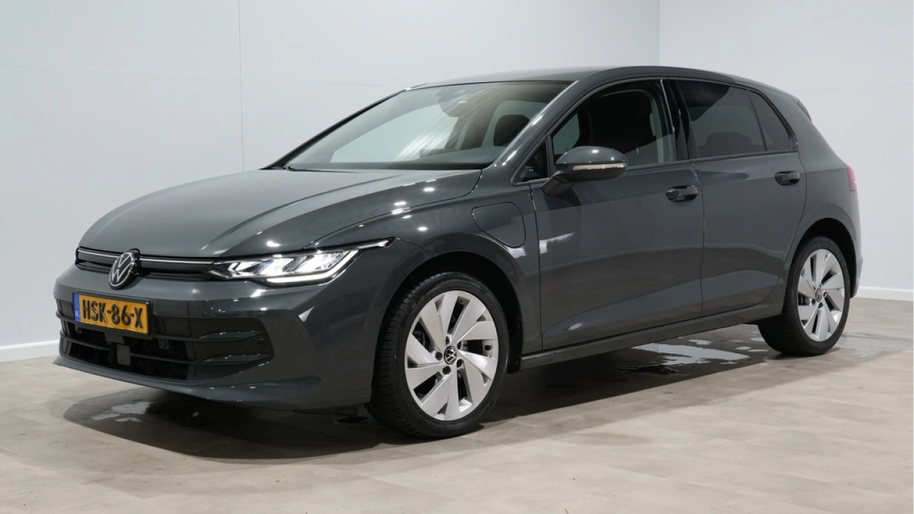 Volkswagen Golf 1.5 eHybrid 204pk Life Edition
