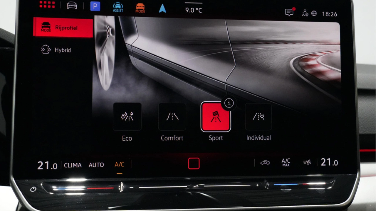 Volkswagen Golf 1.5 eHybrid 204pk Life Edition