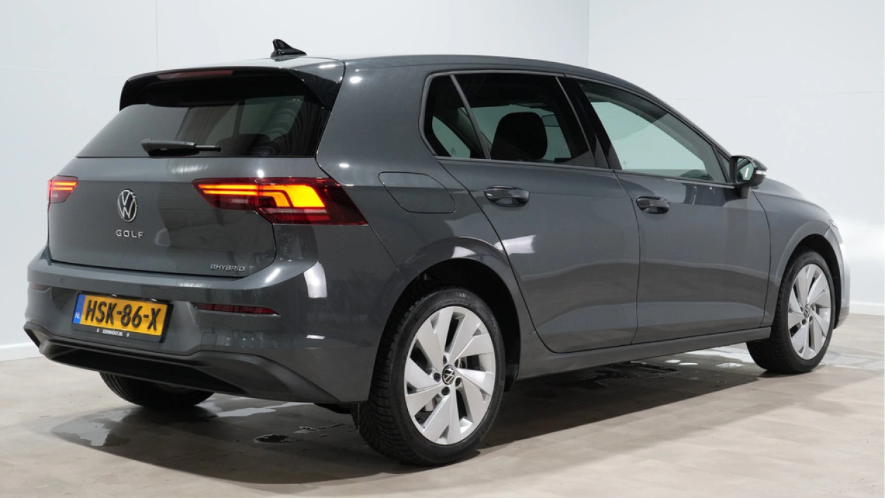 Volkswagen Golf 1.5 eHybrid 204pk Life Edition