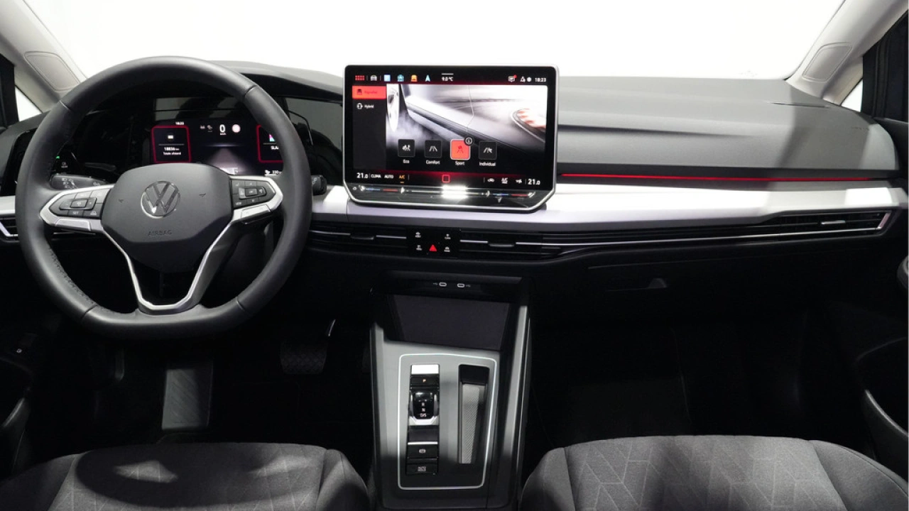 Volkswagen Golf 1.5 eHybrid 204pk Life Edition