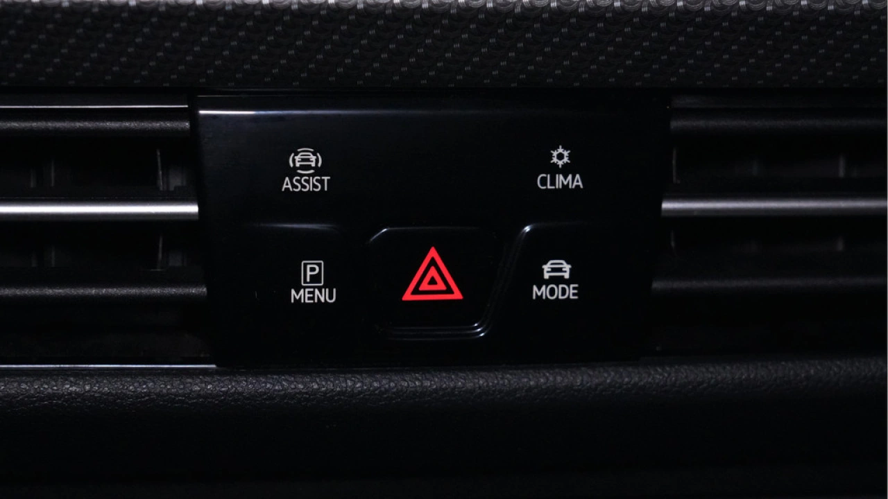 Volkswagen Golf 1.5 eTSI 150pk R-Line Business+