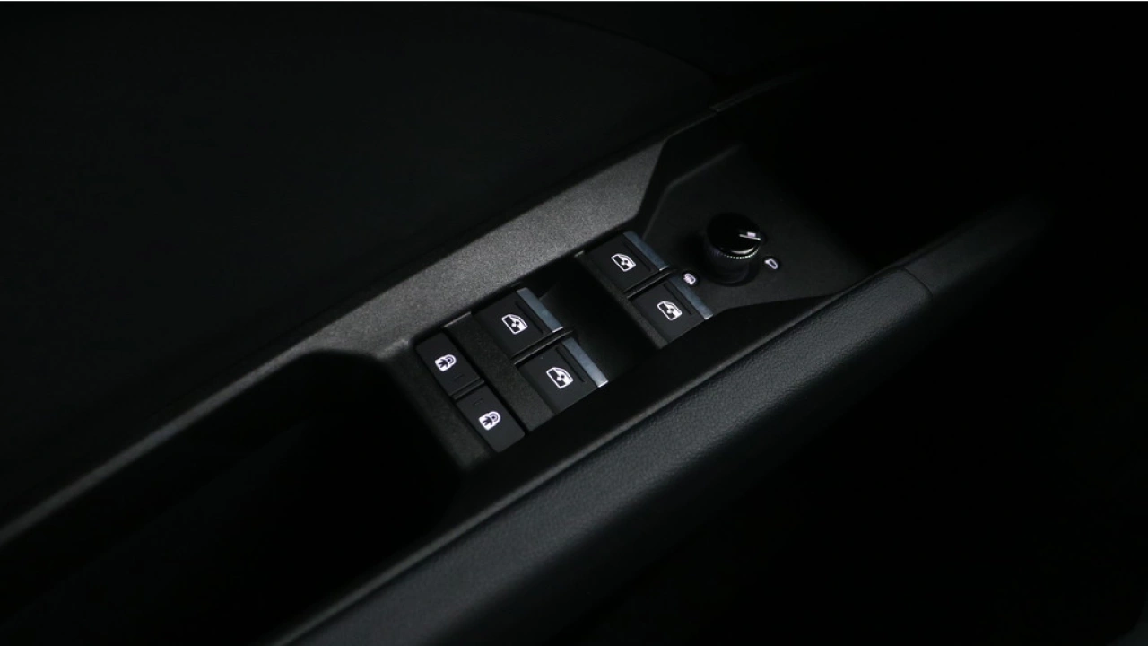 Audi Q4 e-tron 45 quattro S Edition 82 kWh | Assistentie Plus | Zwart optiek | Carplay |