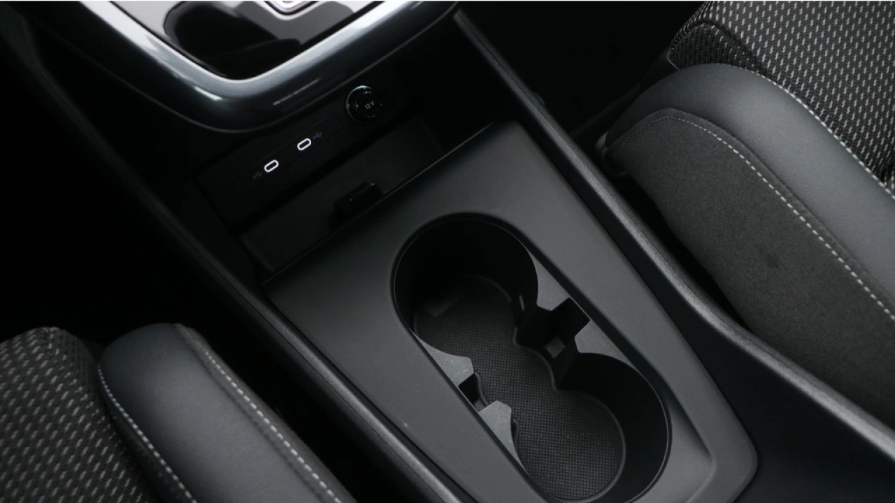 Audi Q4 e-tron 45 quattro S Edition 82 kWh | Assistentie Plus | Zwart optiek | Carplay |