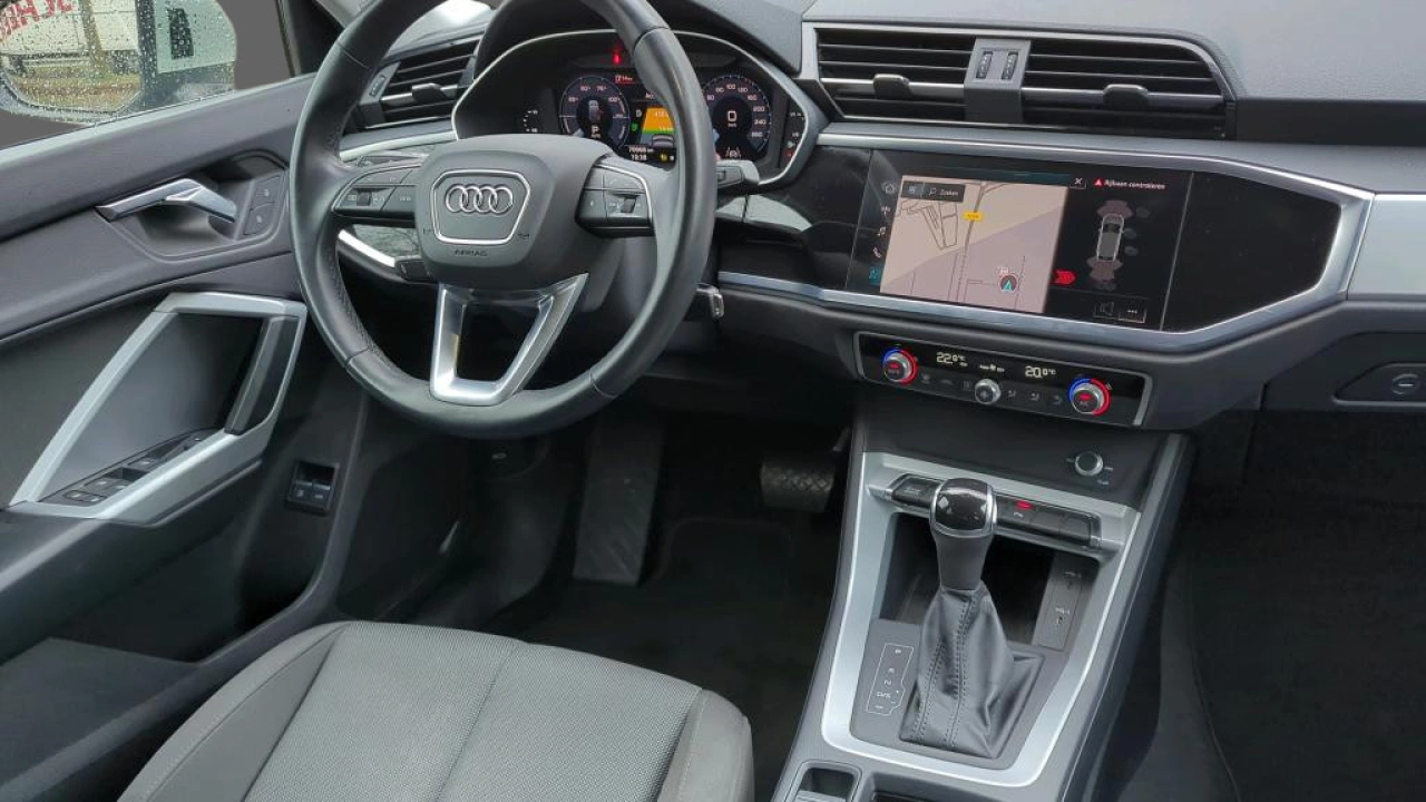 Audi Q3 Sportback 45 TFSI e Business Edition