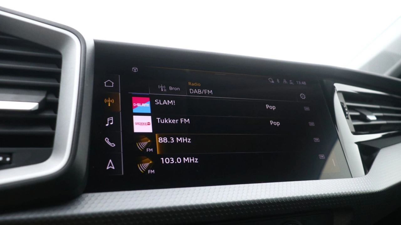 Audi A1 Sportback 25 TFSI Pro Line | Carplay | Airco ||